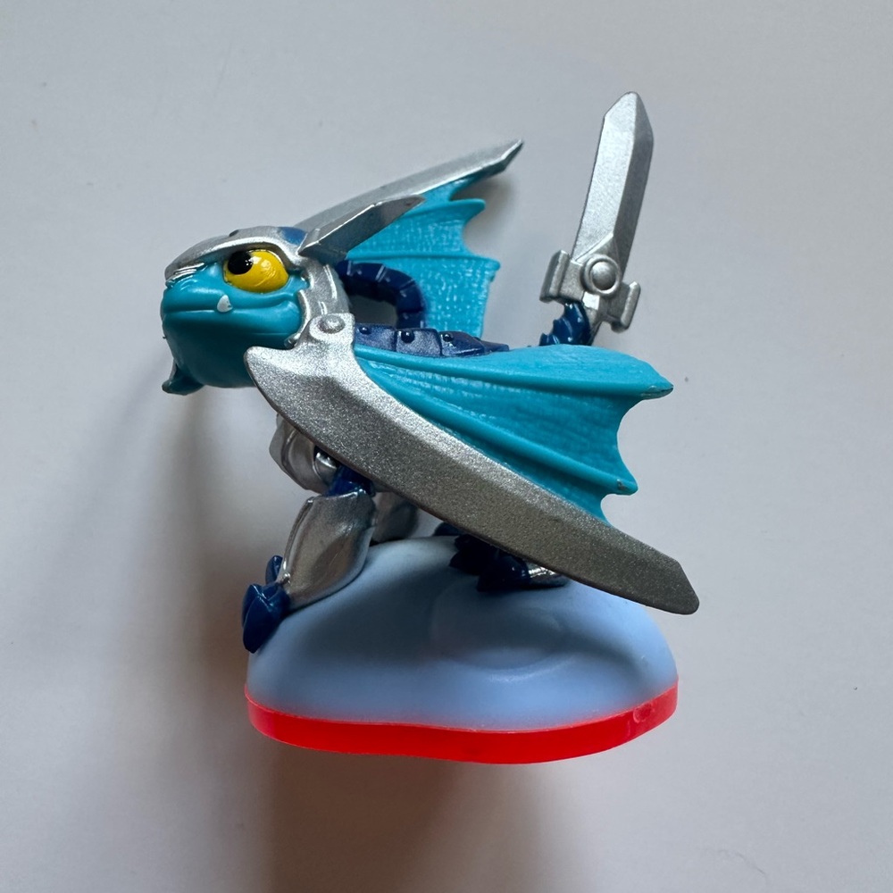 4 For 20 Blades from Skylanders: Trap Team (Series 4) Figures